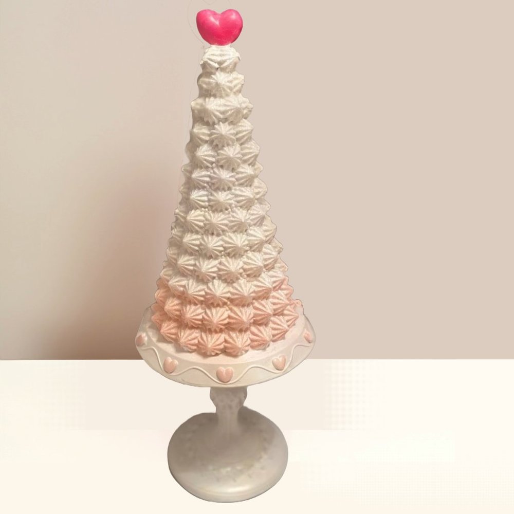 Cupcakes and Cashmere Valentines Day Glitter Tree
